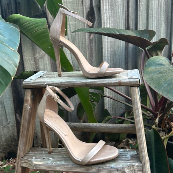 Aldo Shoes - ALDO Tan Snakeskin Ankle Strap 4” stiletto heels. Used